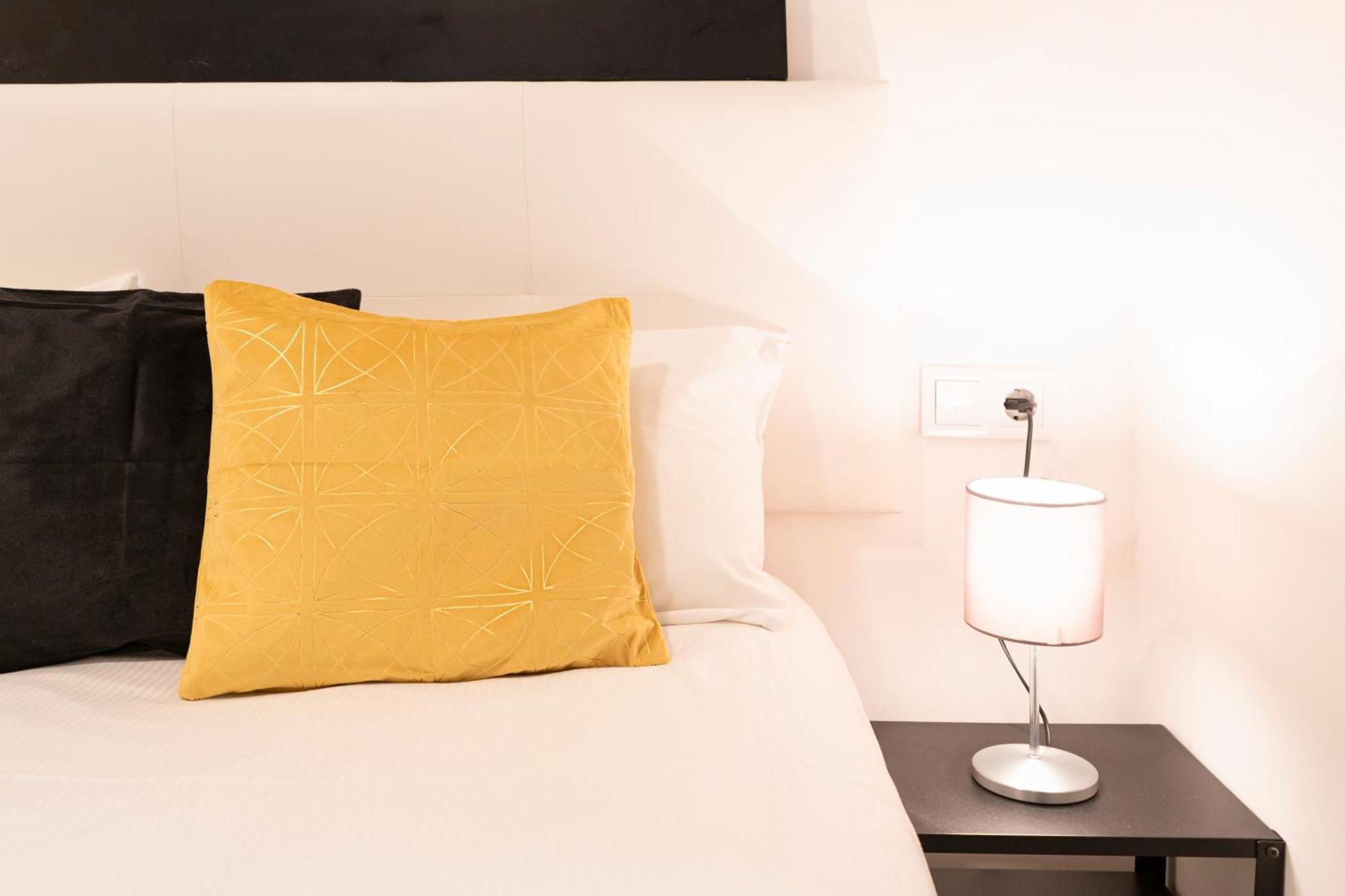 Oshun Plaza Castilla Madrid Eksteriør billede
